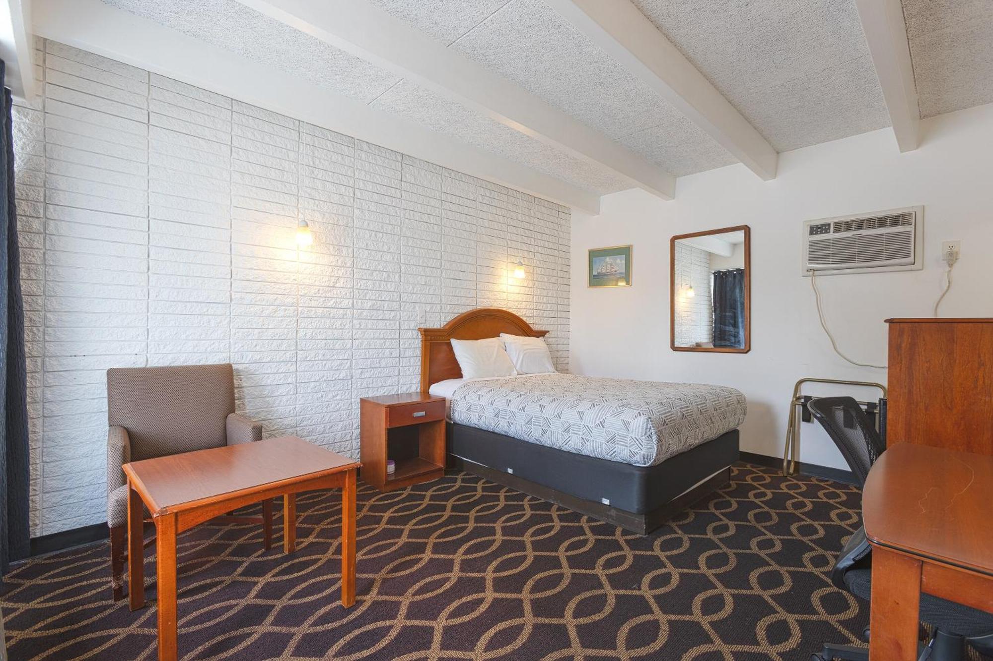 Sonrise Inn Lincoln Hwy By Oyo Breezewood Eksteriør bilde