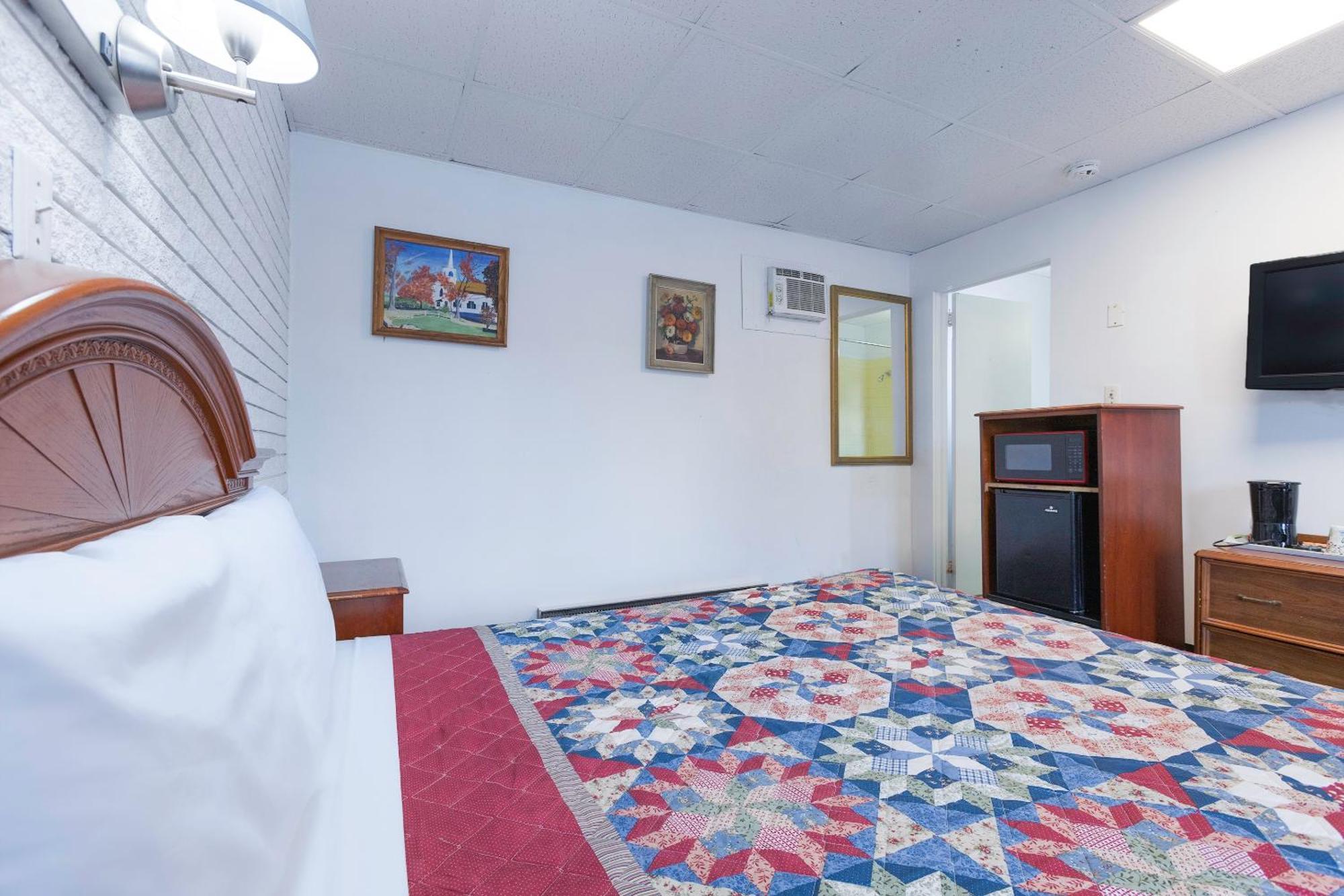 Sonrise Inn Lincoln Hwy By Oyo Breezewood Eksteriør bilde