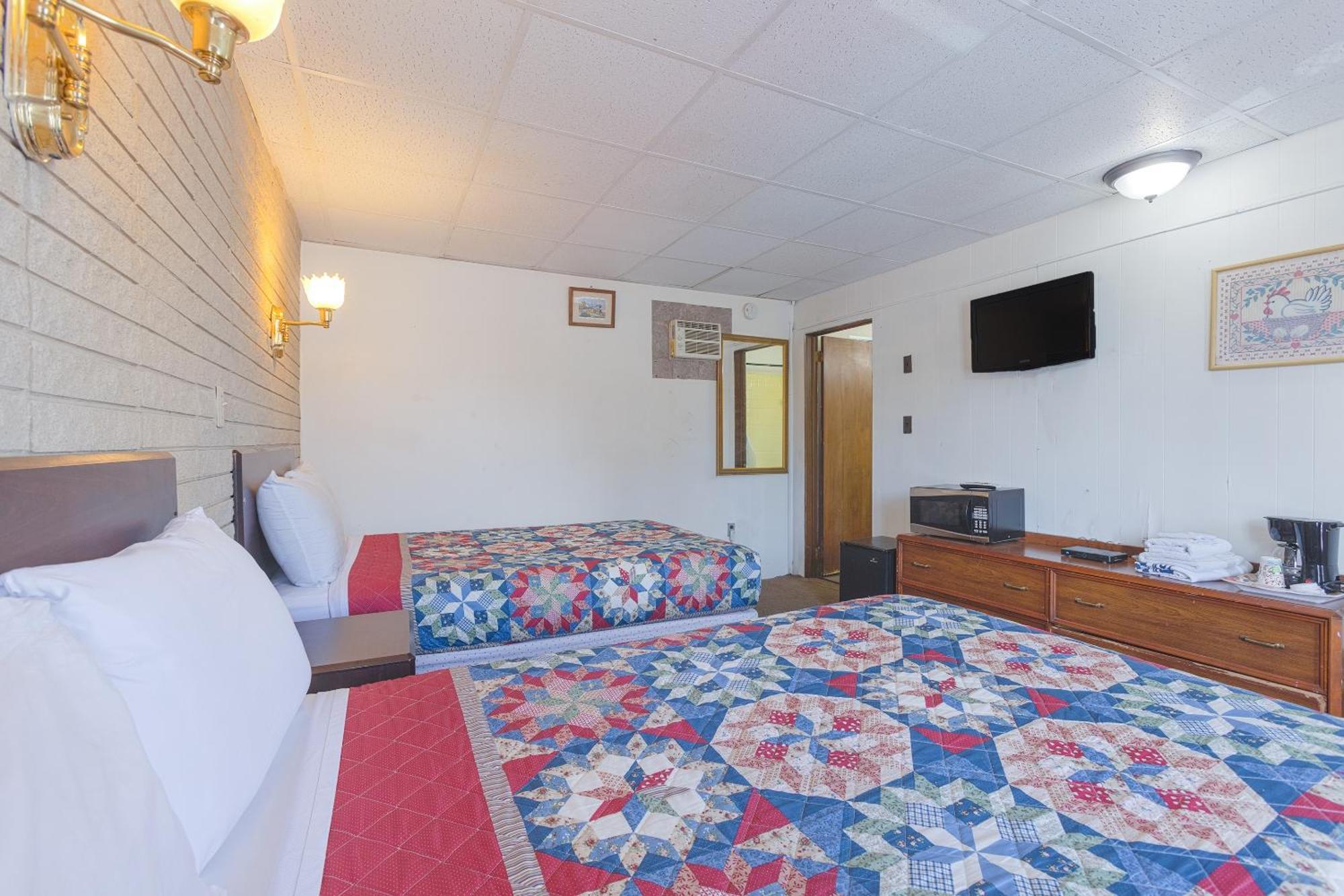 Sonrise Inn Lincoln Hwy By Oyo Breezewood Eksteriør bilde