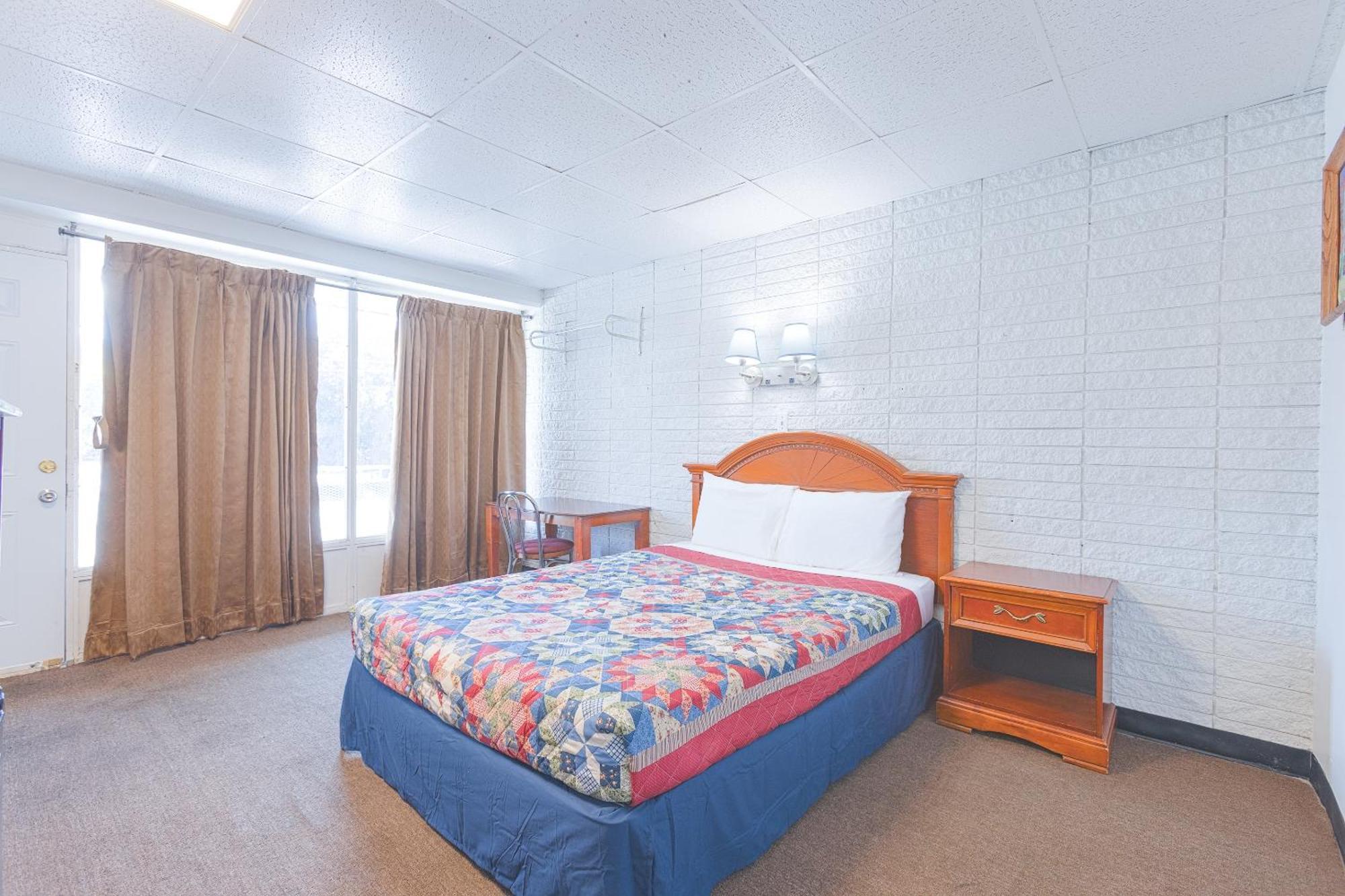 Sonrise Inn Lincoln Hwy By Oyo Breezewood Eksteriør bilde