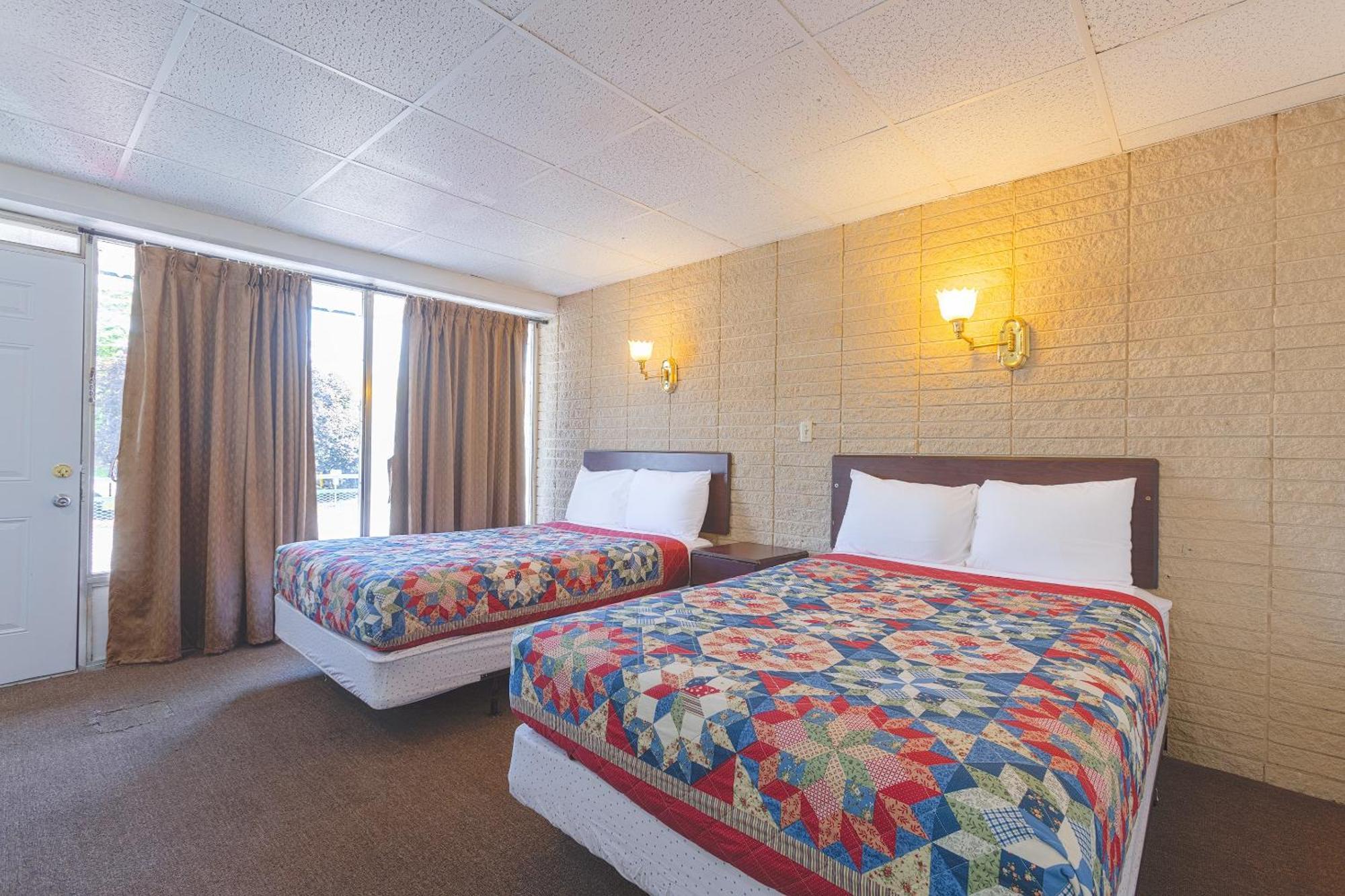 Sonrise Inn Lincoln Hwy By Oyo Breezewood Eksteriør bilde