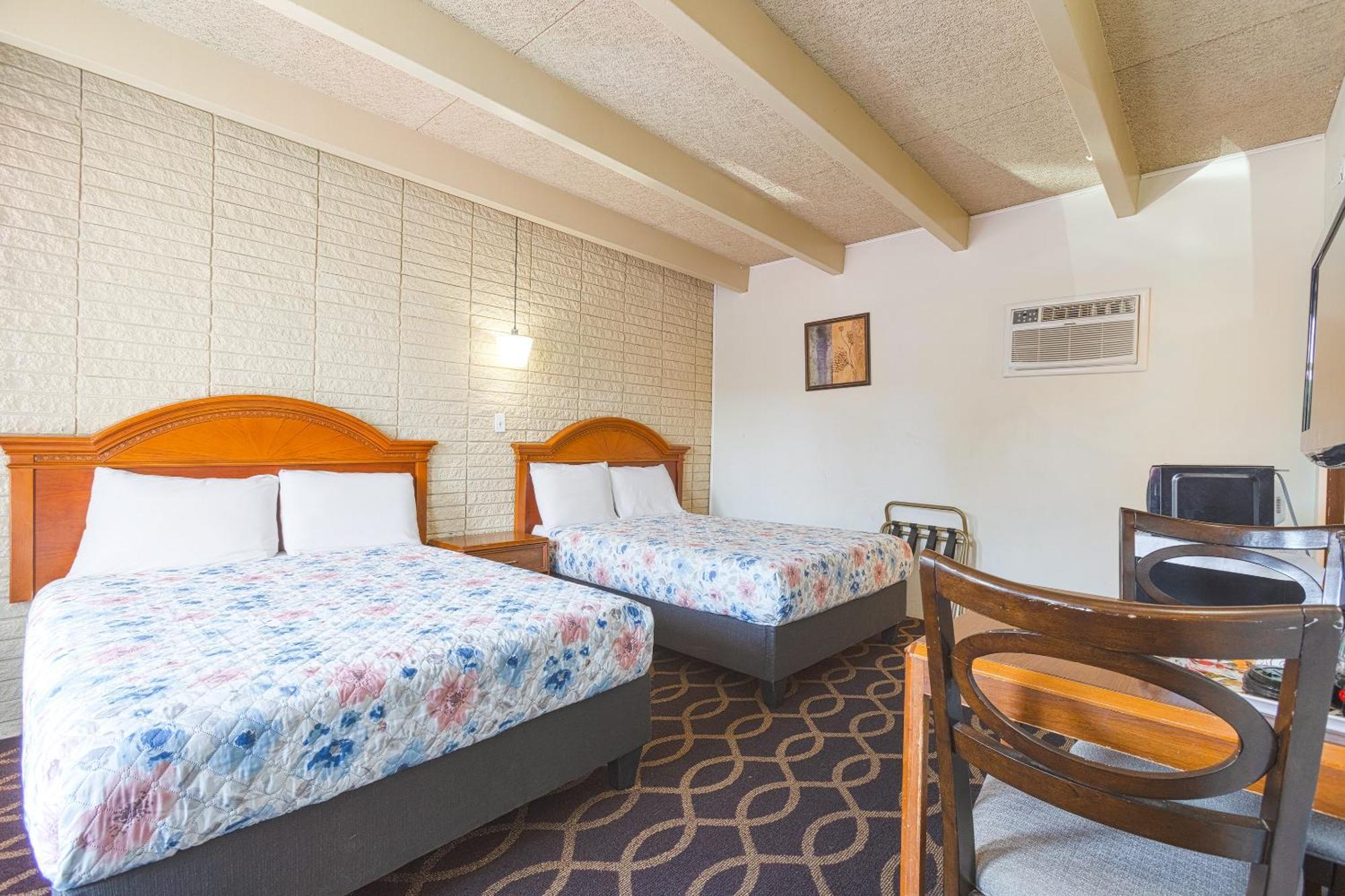 Sonrise Inn Lincoln Hwy By Oyo Breezewood Eksteriør bilde